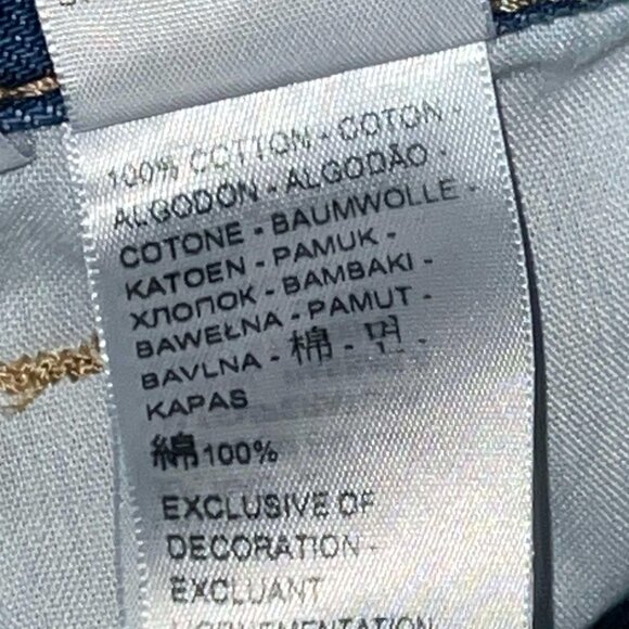 Levi's High Waisted Mom Jean Shorts Women 30x14 size 32 Blue Denim 100% Cotton - Picture 5 of 10